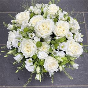 rose funeral posy cornwall.